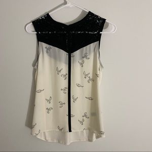 RW&CO | Sleeveless Blouse with Lace